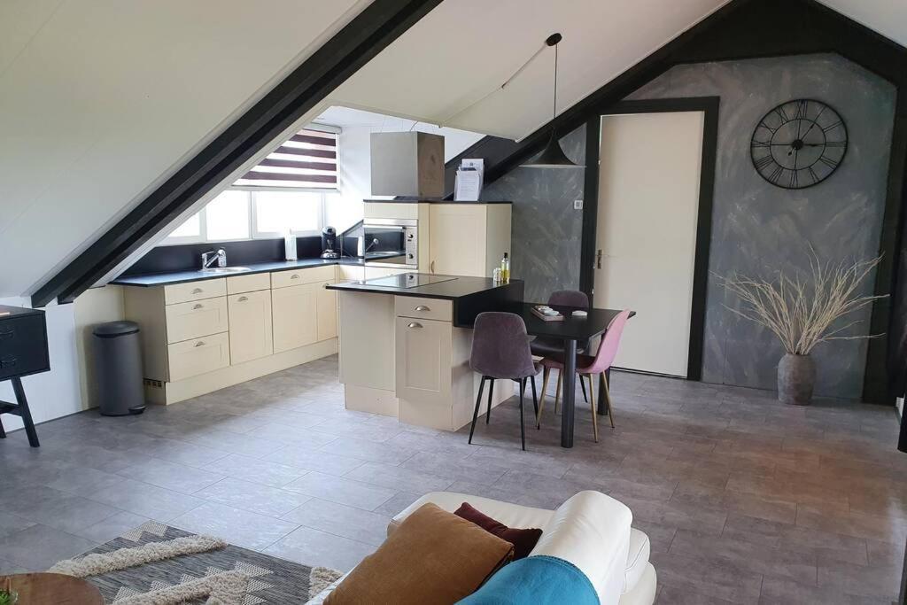 Vrijstaand / Landelijk Appartement Met Uitzicht! De Wijk Extérieur photo