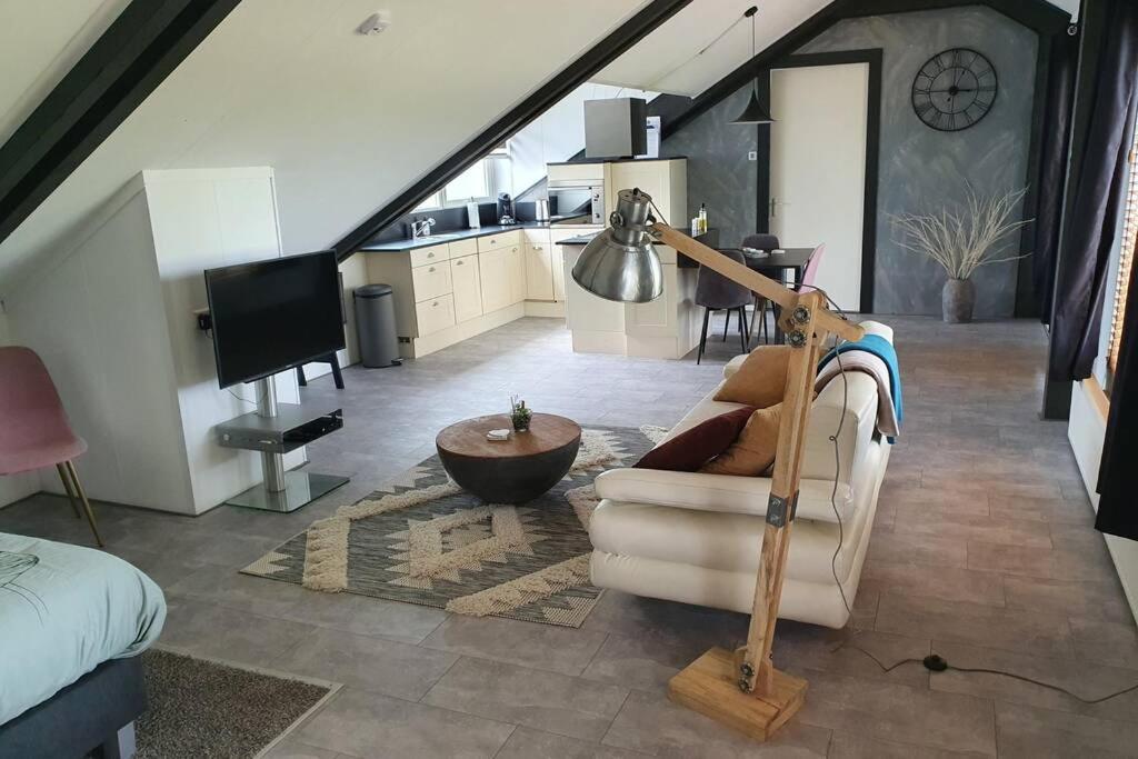 Vrijstaand / Landelijk Appartement Met Uitzicht! De Wijk Extérieur photo