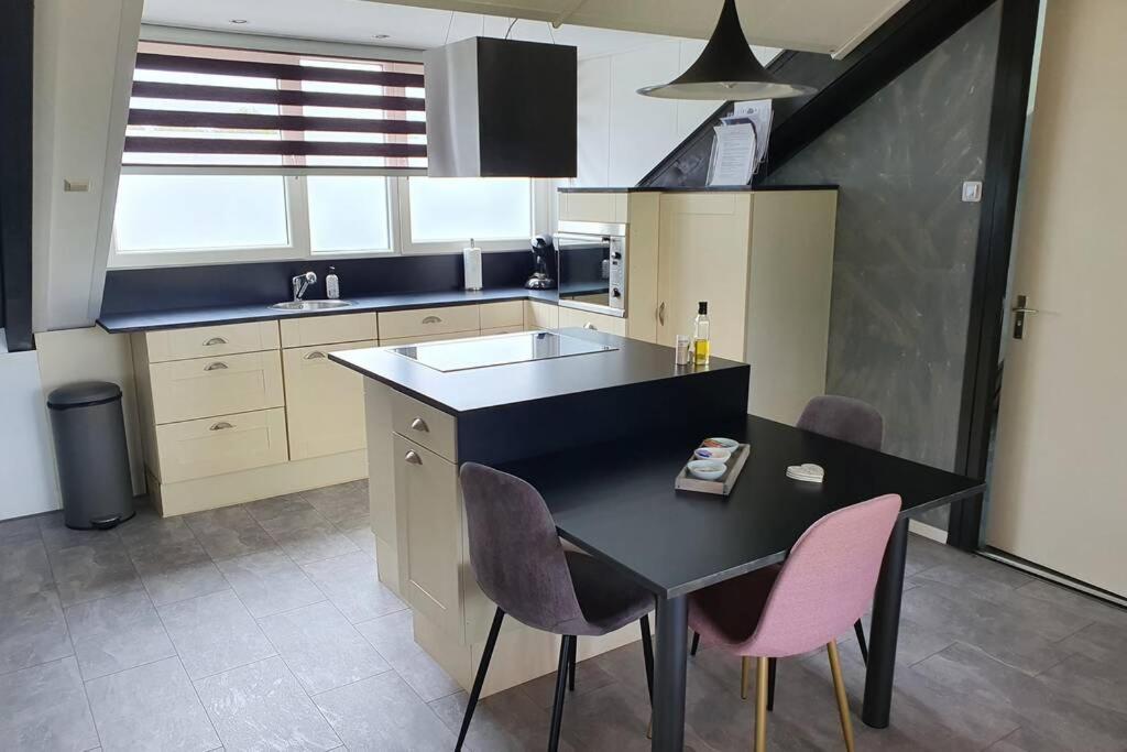 Vrijstaand / Landelijk Appartement Met Uitzicht! De Wijk Extérieur photo